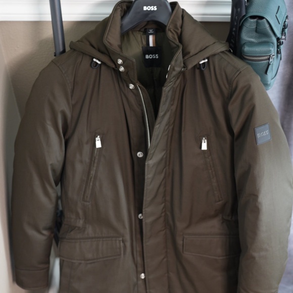 BOSS Premium Down Hooded Parka – Open Green – Size 38R - Picture 2 of 7